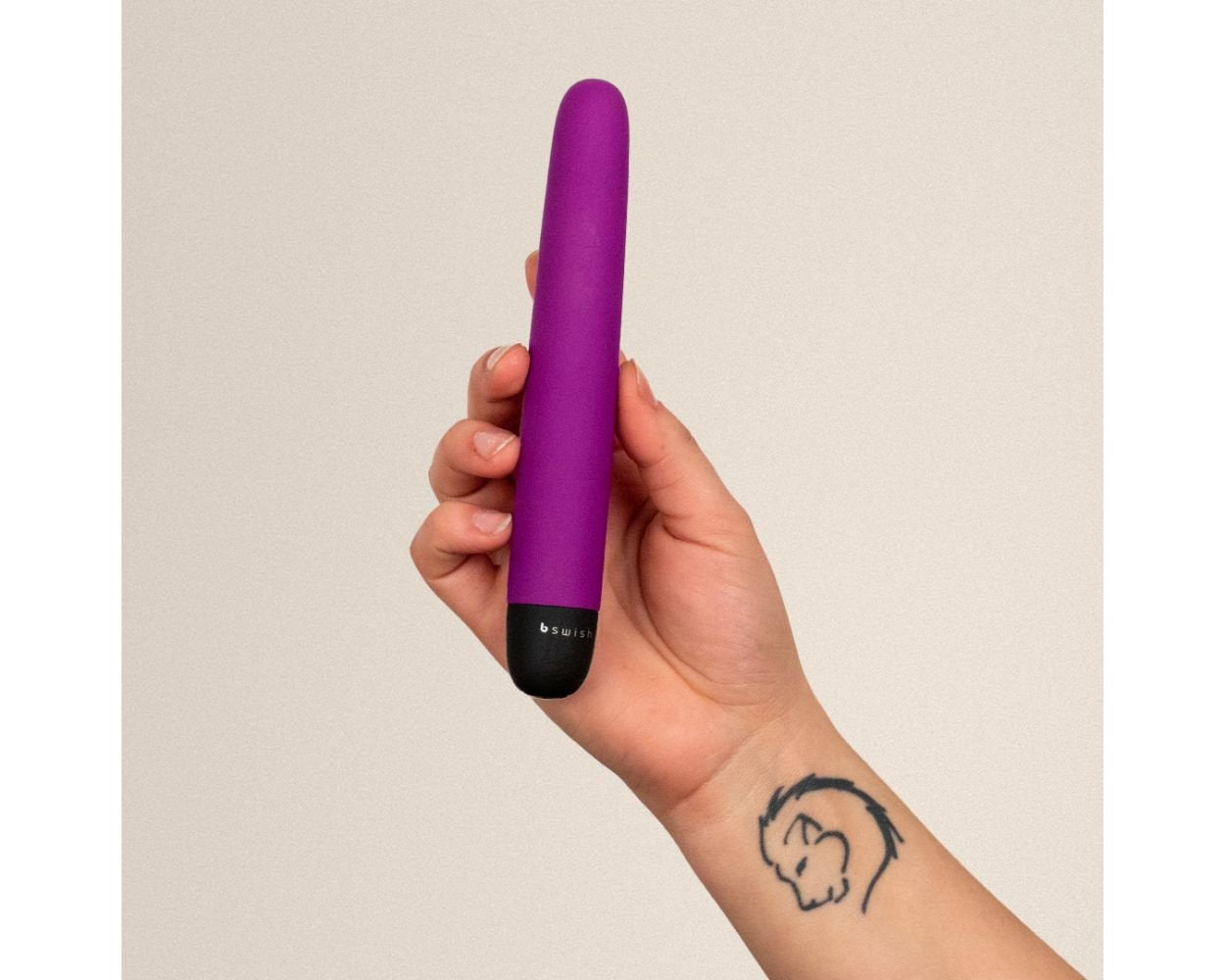 EAN 8555888501313 - B Swish BGOOD CLASSIC Vibrador de varita Ambidextro imagen 2