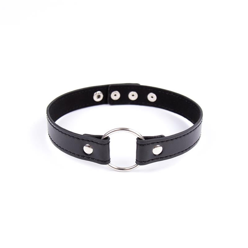Collar Con Aro Negro
