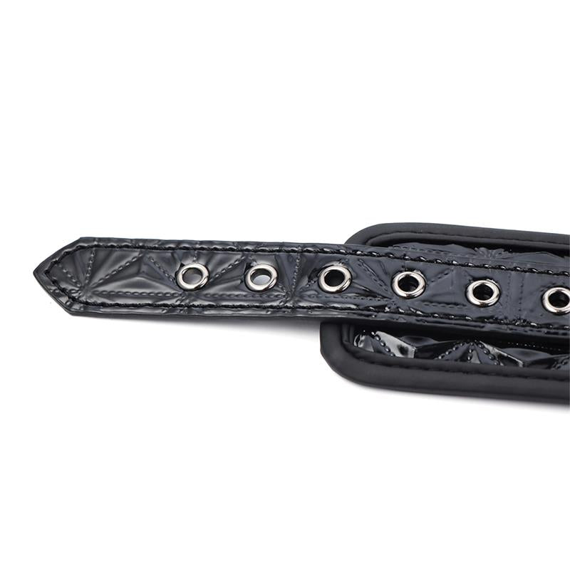 Esposas Para Muñeca Ajustable Sapphire Cuero Vegano