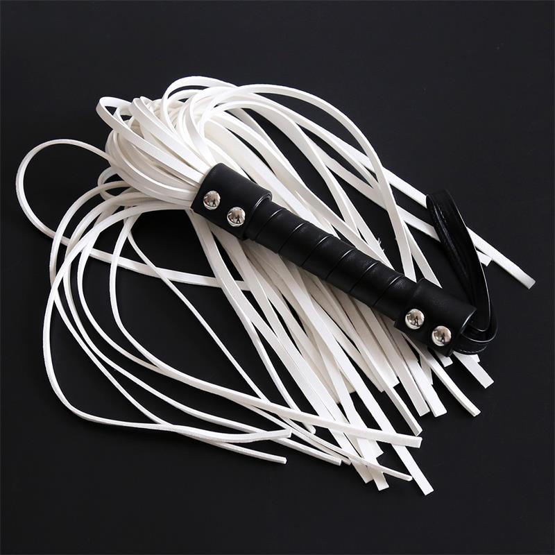 Flogger Con Doble Remache 44 Cm