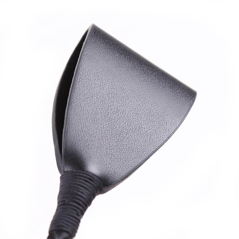 Fusta Clásica Negro Y Dorado 30 Cm