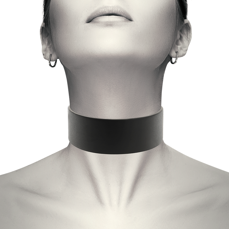 Coquette Chic Desire - Choker Cuero Vegano