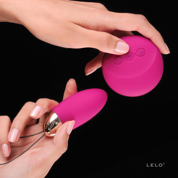 Lelo - Lyla 2 Insignia Design Edition Huevo-masajeador Fucsia
