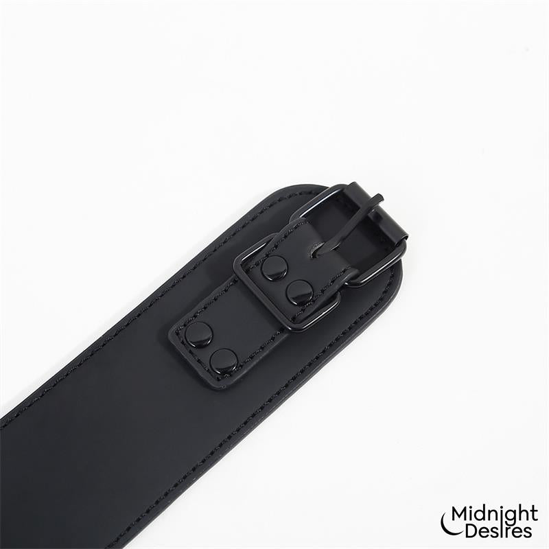 Set De Restricciones Con Esposas Y Collar Con Correa