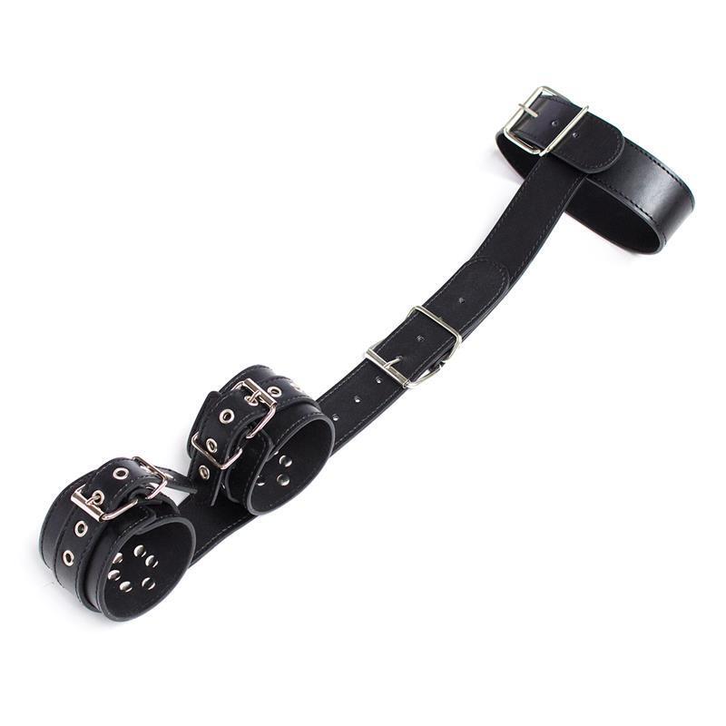 Collar Con Restricciones Negro