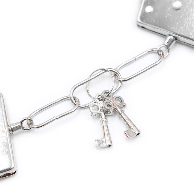 Esposas De Metal Para Muñecas Con Pelo Rojo