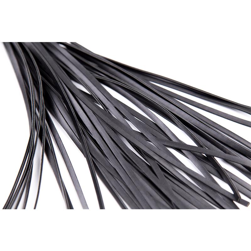 Flogger Con Mango Brillante 44 Cm Negro