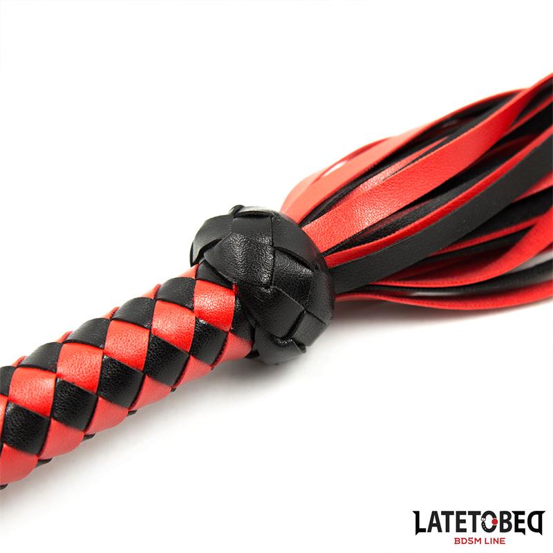 Flogger Rojo Y Negro  50cm