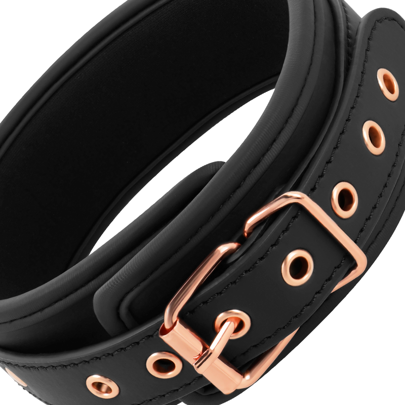 Coquette Chic Desire - Fantasy Collar Cuero Vegano Con Correa Y Forro De Neopreno