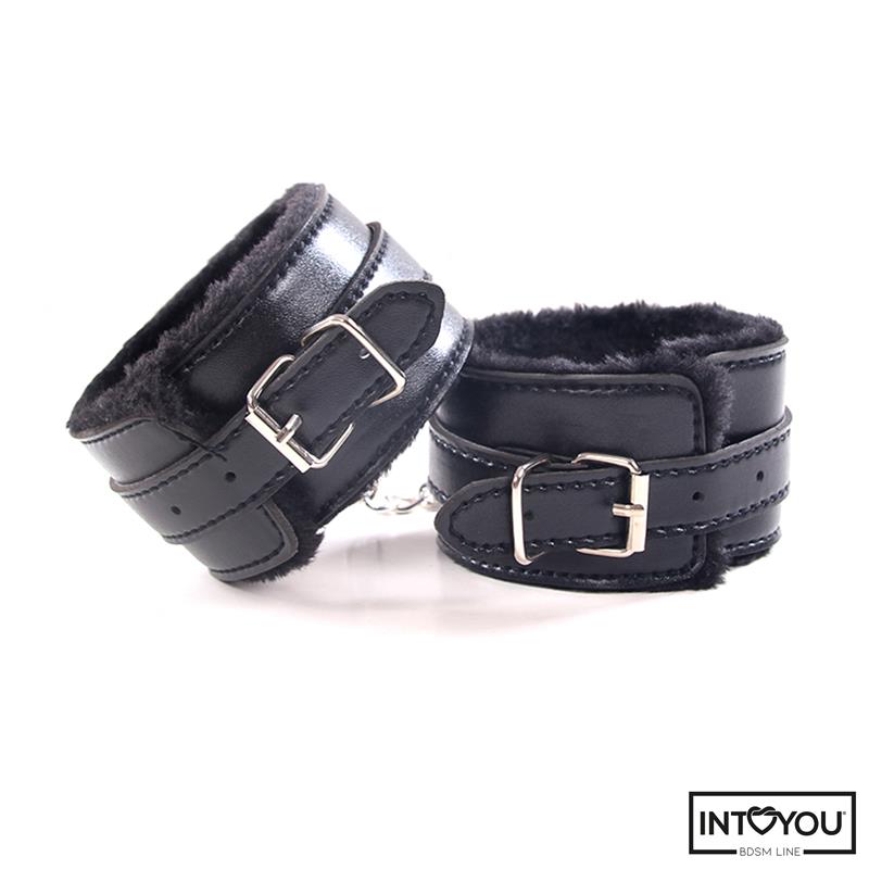 Set De Bondage 7 Pz Furry Set